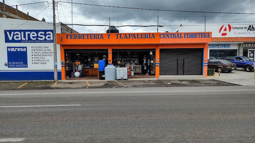 CENTRAL FERRETERA foto 1