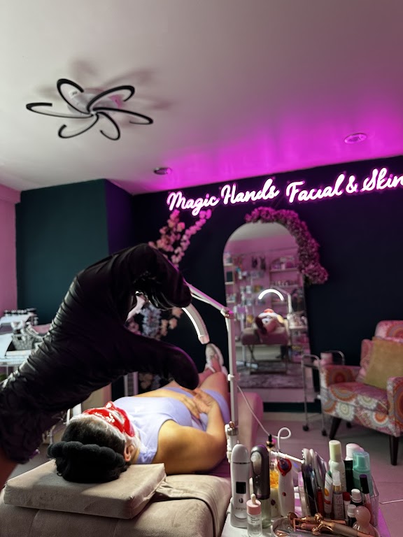 Magic hands massage foto 1
