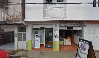 Ángeles Dent Rehabilitación y Estética oral foto 1