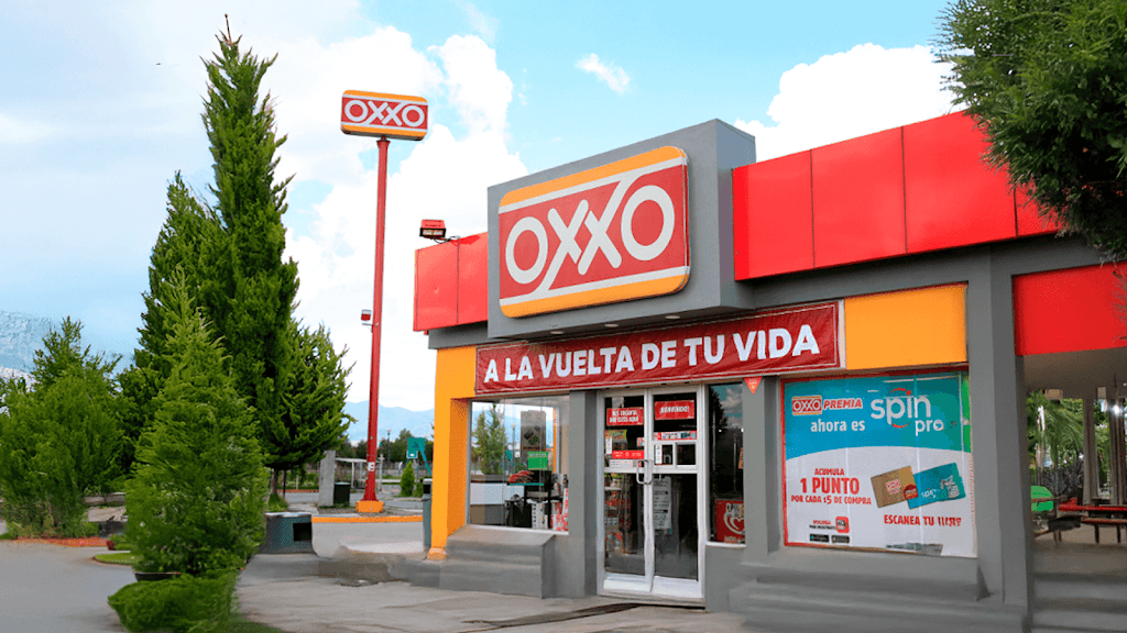 Oxxo Tacambaro Plaza