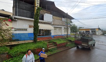 Farmacia San Isidro foto 1