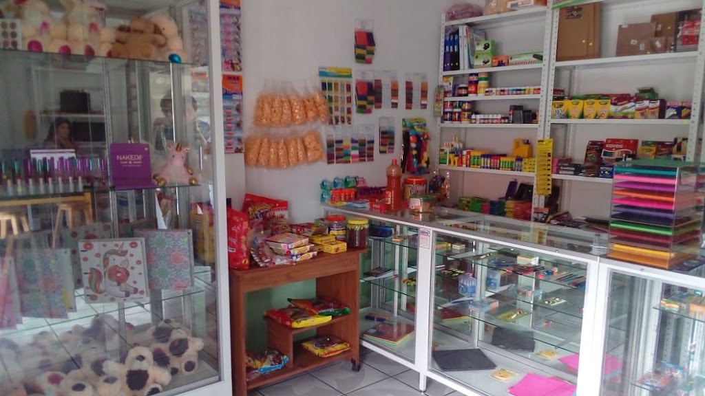 Papelería El ciprés foto 1