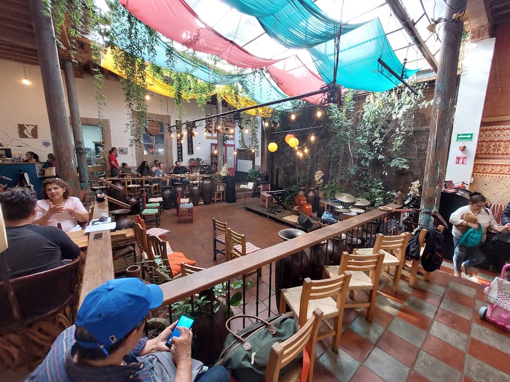 La Jacaranda Cultural Pátzcuaro