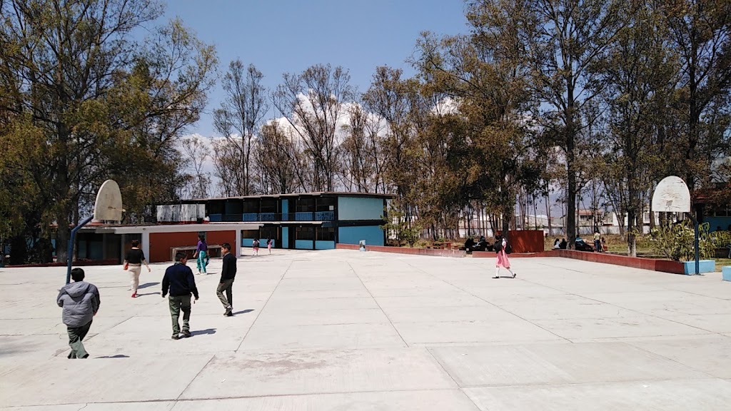 Secundaria 15 de Mayo foto 1