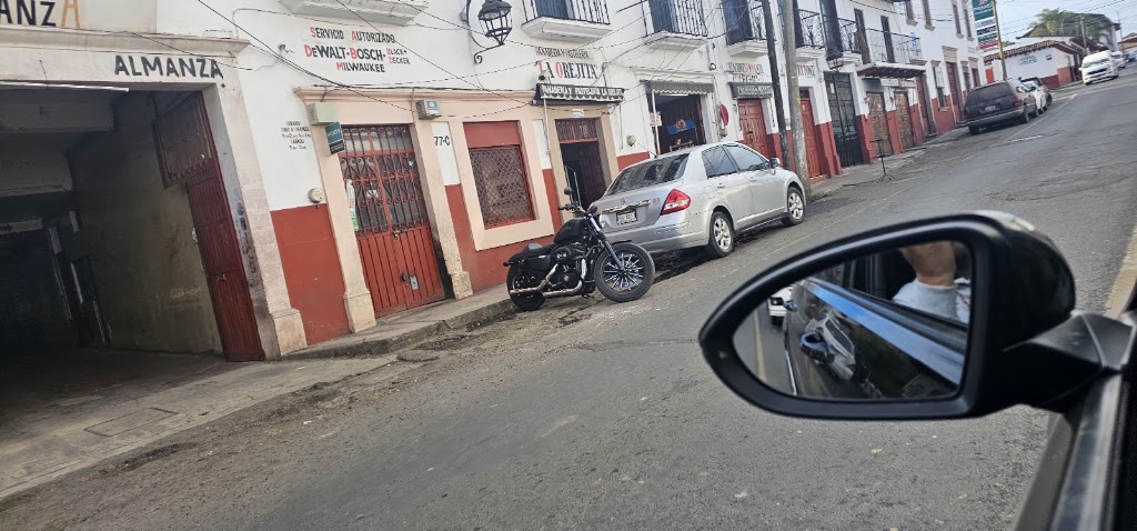 Perfiles y Herramientas de Morelia Sucursal Pátzcuaro foto 1