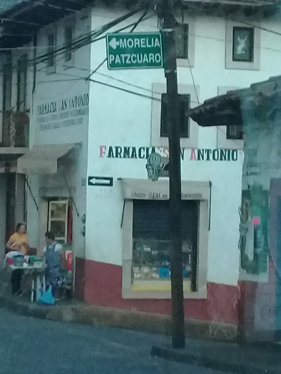 Farmacia San Antonio foto 1